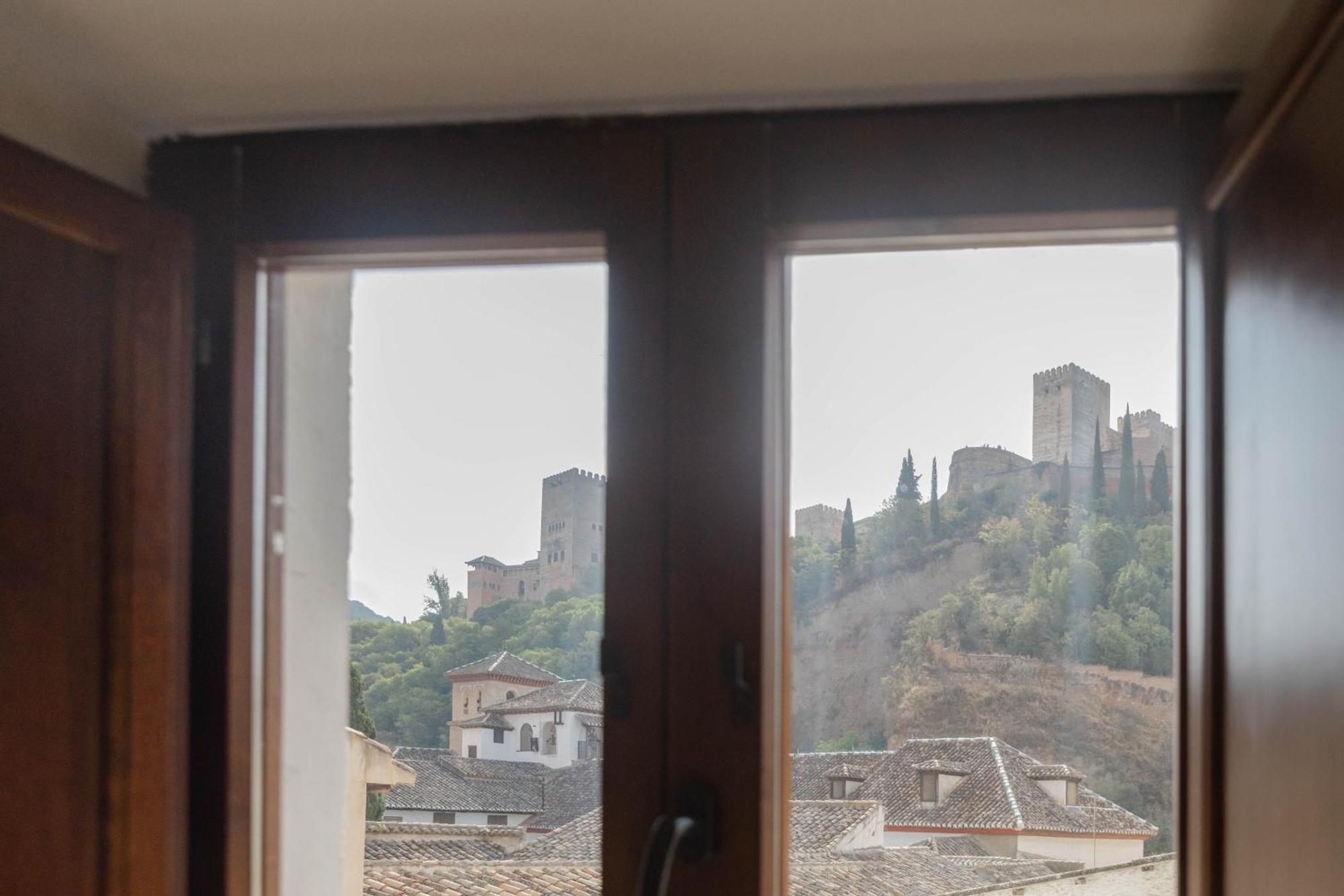 Apartamento Duplex Con Vista A La Alhambra Granada Bagian luar foto