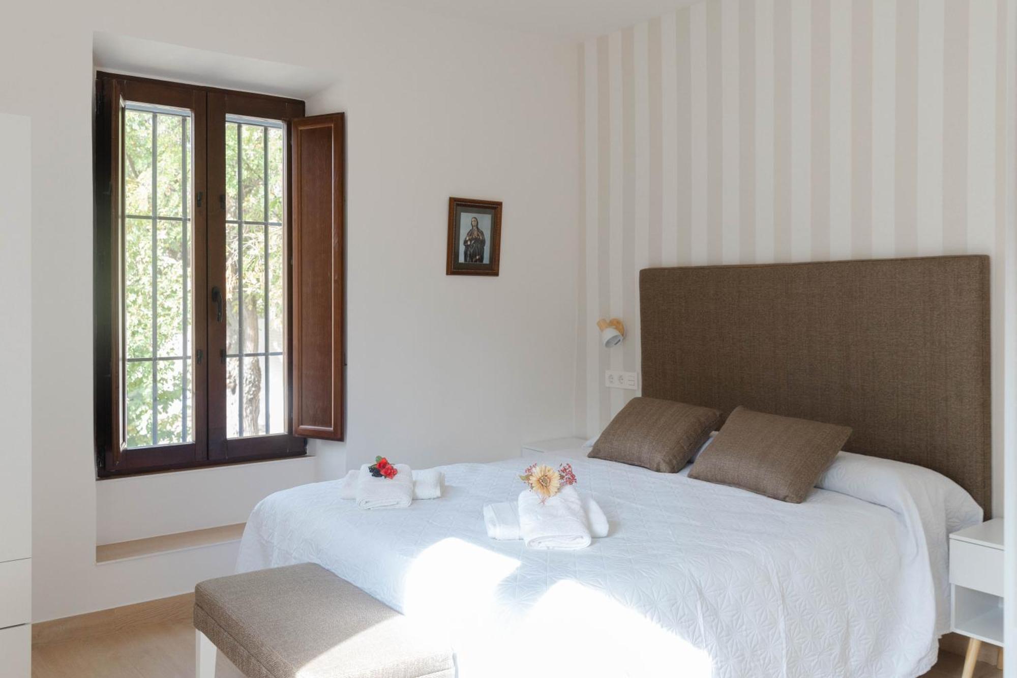 Apartamento Duplex Con Vista A La Alhambra Granada Bagian luar foto